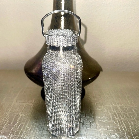 NWT RHINESTONE ENCRUSTED STAINLESS STEEL VACUUM INSULATED WATER BOTTLE - Picture 1 of 10